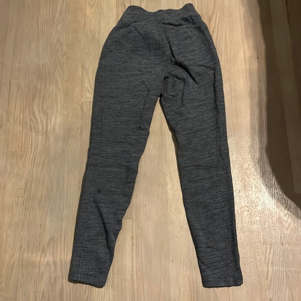Size 2 lululemon comfort sweat jogger